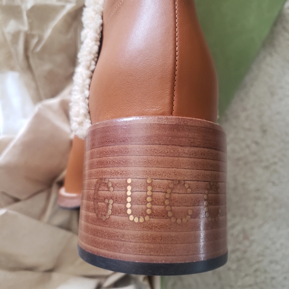 Authentic Gucci Nappa Leather Shearling Trim Knee Boots - Picture 6 of 9